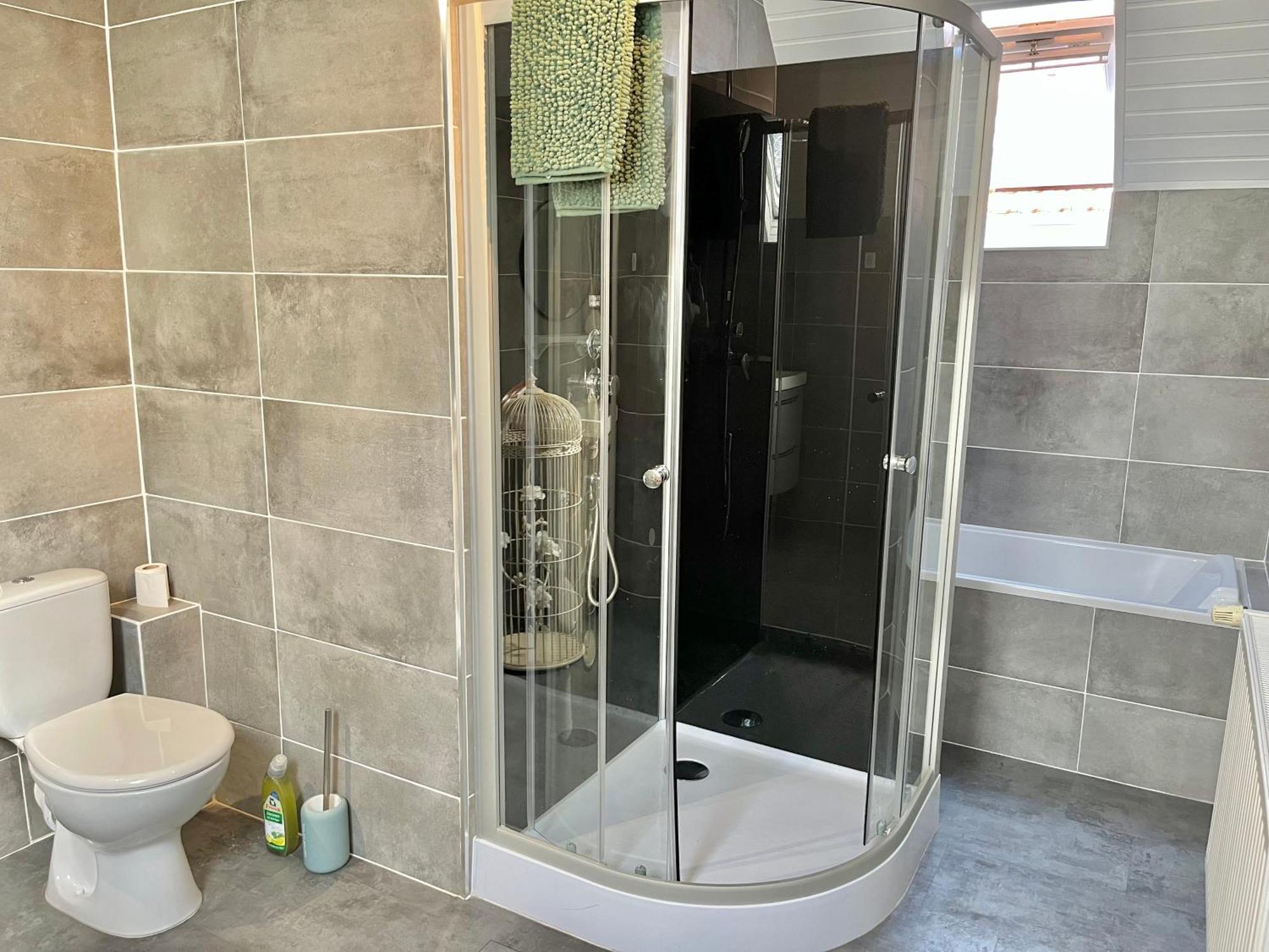 Etage Entier Prive, 45M2 Chez Regine Villa Шилтигхайм Екстериор снимка